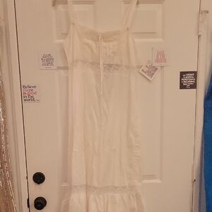 Victoria's Secret Ivory Lace Slip